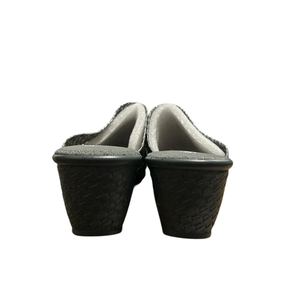 Bernie Mev Kent Silver Gray Woven Elastic Wedge Slide Sandals Sz 40